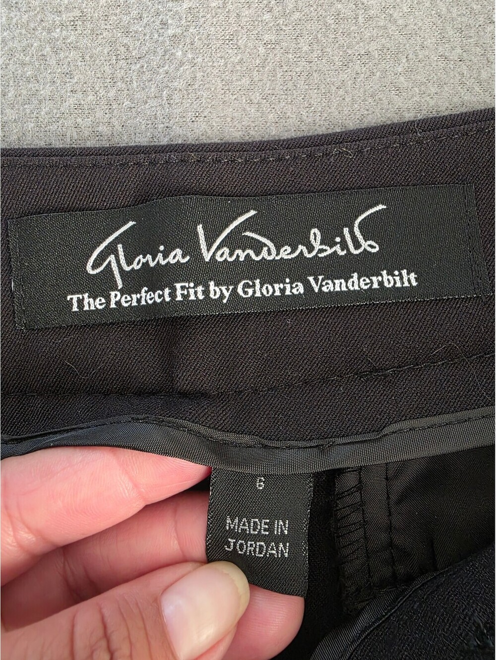 Gloria Vanderbilt Women’s Size 8 Black Dress Pants The Perfect Fit Straight Leg - Picture 4 of 5